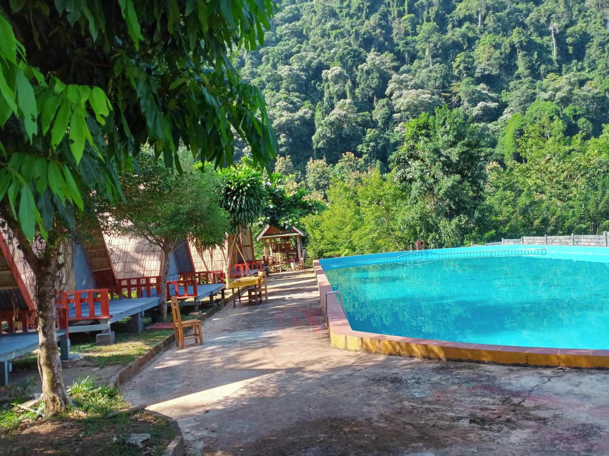 Nongkhiaw Campingsite Swimming Pool Otel Ban Phathok Dış mekan fotoğraf