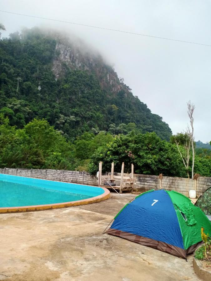 Nongkhiaw Campingsite Swimming Pool Otel Ban Phathok Dış mekan fotoğraf